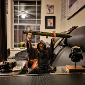 "Sirviente de Muertes" Death's Servant Knife Stand/Pen Holder